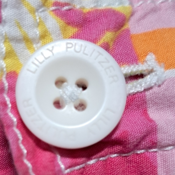 Lilly Pulitzer Shorts Size 4 - Picture 4 of 13